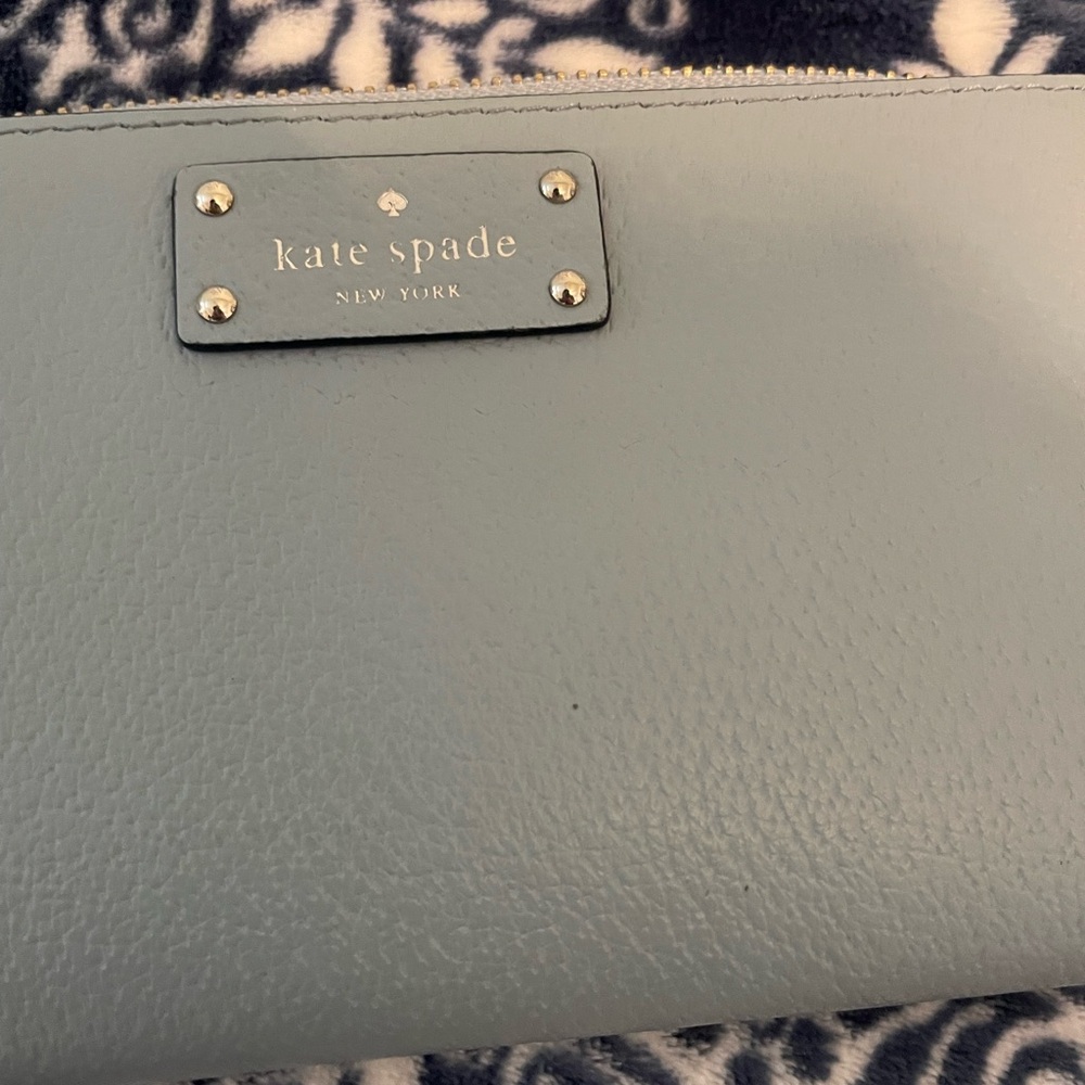 EXCELLENT CONDITION Kate Spade Large Continental Wallet in Light Blue - Picture 11 of 12
